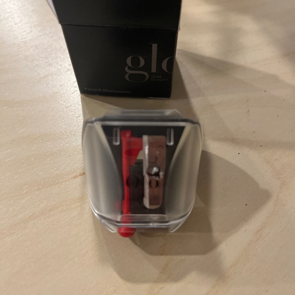New in box Glo ski beauty pencil sharpener thin pencil